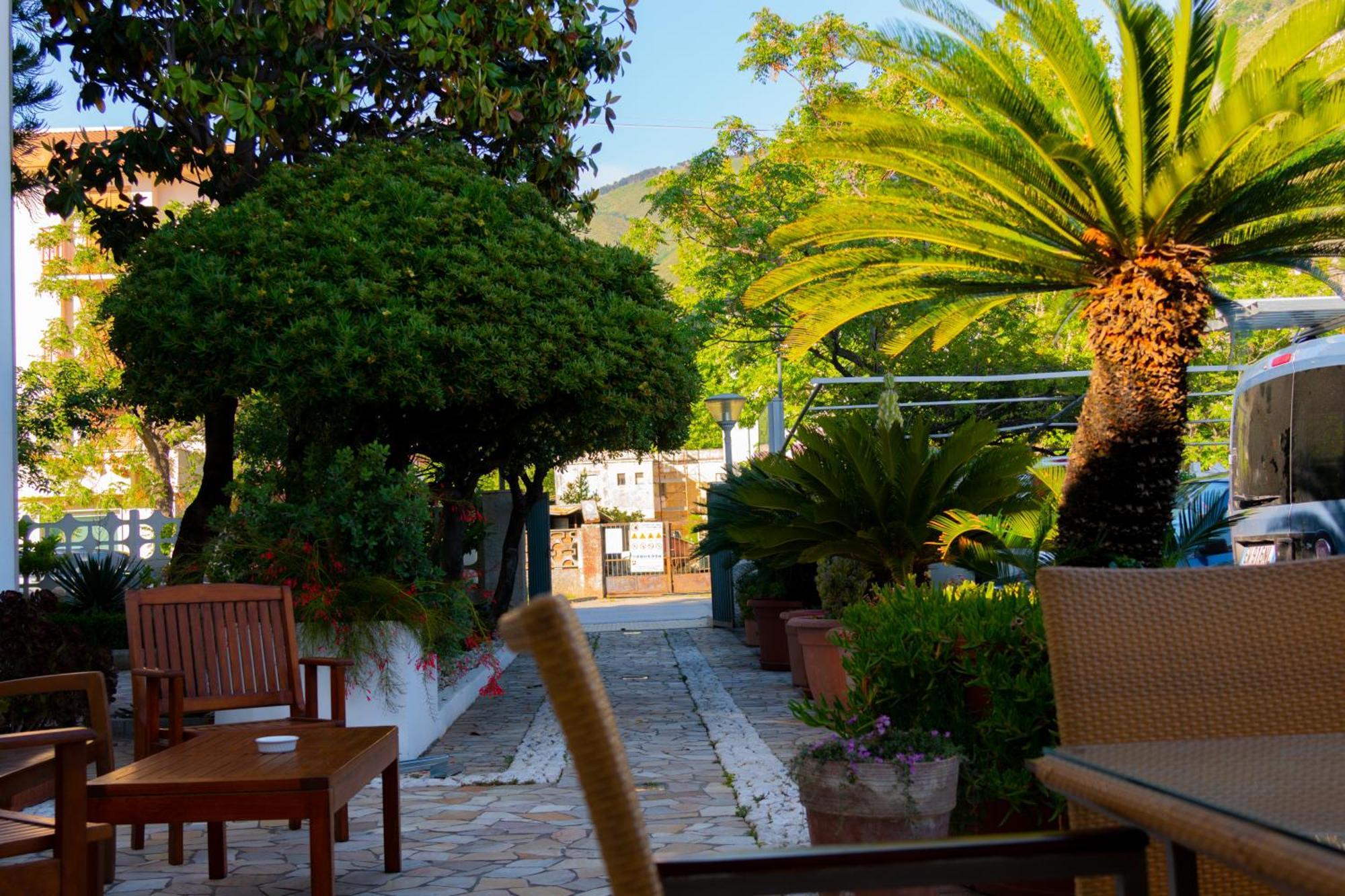 Hotel Garden Praia a Mare Eksteriør bilde